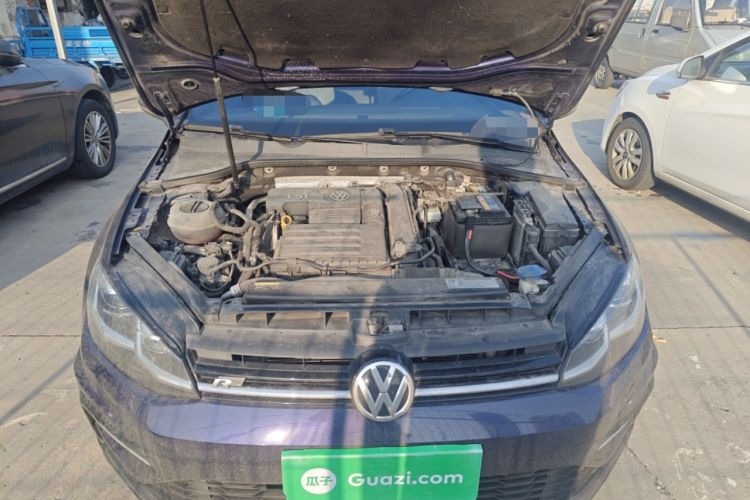 Used Volkswagen Golf 2019 280TSI DSG R-Line China VI Standard Engine Bay