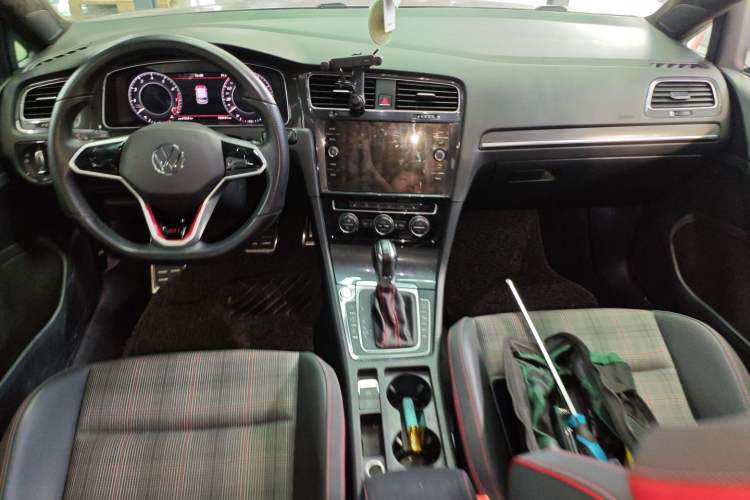 Used Volkswagen Golf 2019 280TSI DSG Flagship Version China VI Standard Interior 2