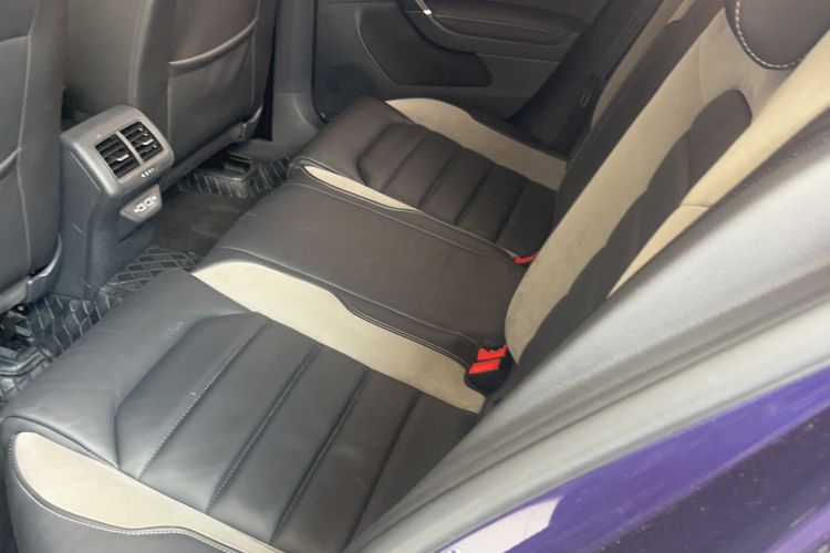 Used Volkswagen Golf 2019 280TSI DSG R-Line China VI Standard Interior 4