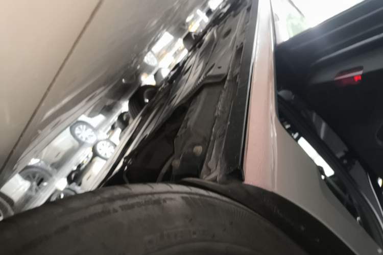Used Volkswagen Golf 2019 280TSI DSG R-Line Model China V Standard Left Side Sill