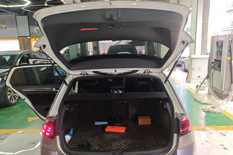 Used Volkswagen Golf 2019 280TSI DSG Flagship Version China VI Standard Trunk