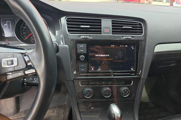 Used Volkswagen Golf 2019 1.6L Automatic Comfort Model China V Standard Audio And AC Panel