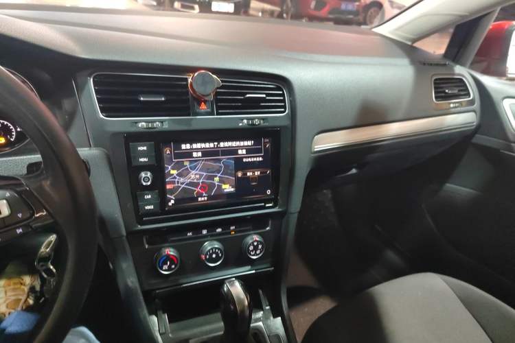 Used Volkswagen Golf 2019 200TSI DSG Comfort & Ambition Edition China VI Standard Audio And AC Panel
