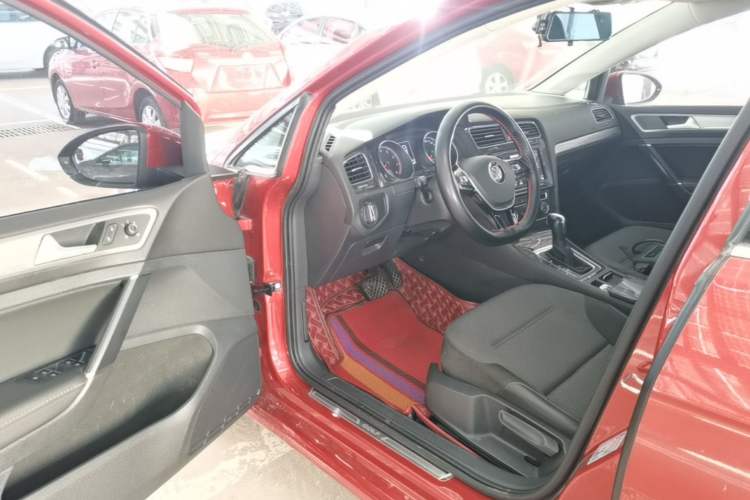 Used Volkswagen Golf 2019 1.6L Automatic Comfort Model China V Standard Driver Seat
