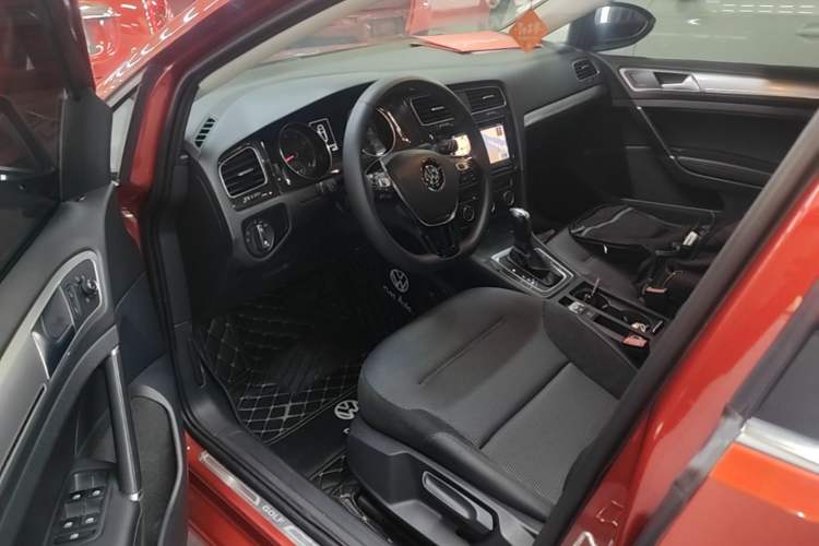 Used Volkswagen Golf 2019 1.6L Automatic Comfort Model China V Standard Driver Seat