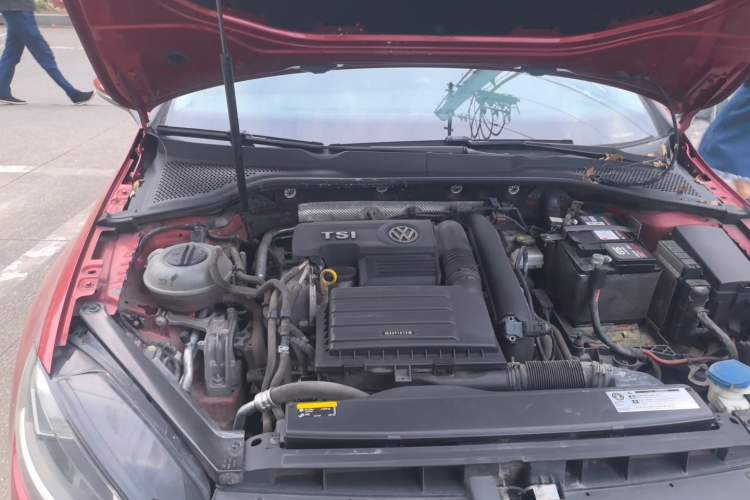 Used Volkswagen Golf 2019 280TSI DSG Comfort Version China V Standard Engine Bay Right