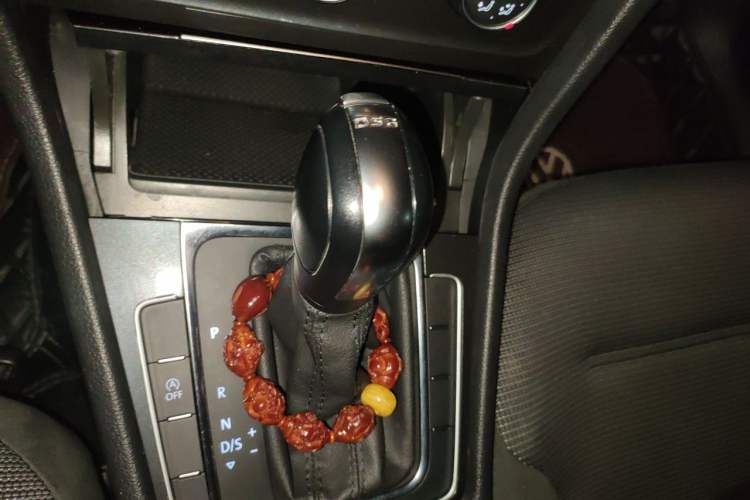 Used Volkswagen Golf 2019 280TSI DSG Comfort Version China VI Standard Gear Lever