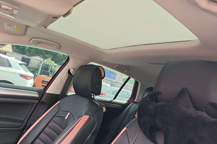 Used Volkswagen Golf 2019 1.6L Automatic Comfort Model China V Standard Headliner