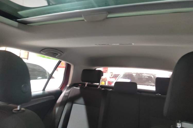 Used Volkswagen Golf 2019 200TSI DSG Comfort & Ambition Edition China VI Standard Headliner