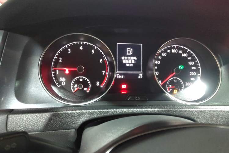 Used Volkswagen Golf 2019 200TSI DSG Comfort & Ambition Edition China VI Standard Instrument Cluster