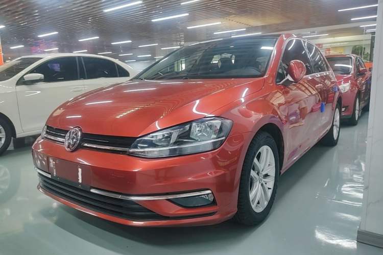 Used Volkswagen Golf 2019 1.6L Automatic Comfort Model China V Standard Guazi used car, China used car export, Used car for sale, Used cars, Cheapest cars for sale