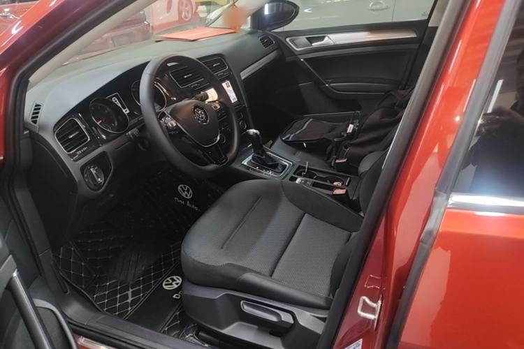 Used Volkswagen Golf 2019 1.6L Automatic Comfort Model China V Standard Left Front Seat