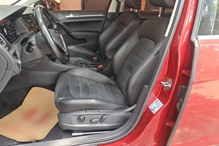 Used Volkswagen Golf 2019 280TSI DSG Luxury Version China VI Standard Left Front Seat