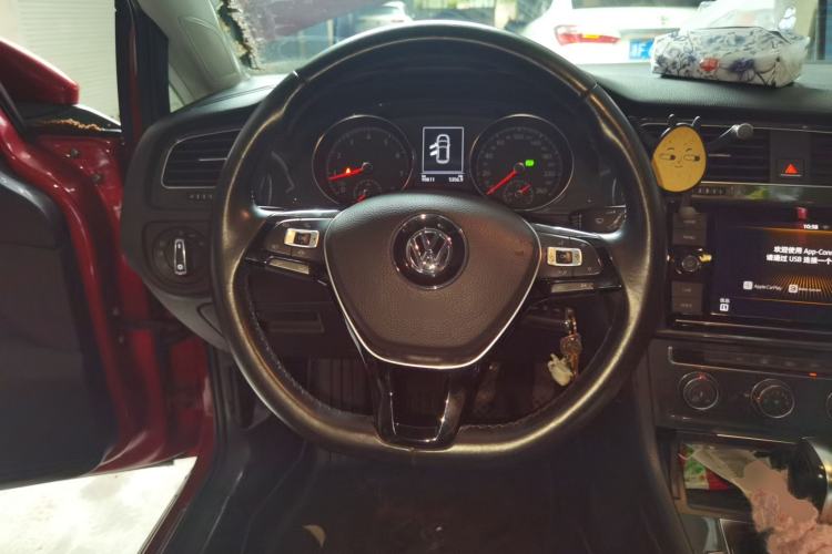 Used Volkswagen Golf 2019 1.6L Automatic Comfort Model China V Standard Steering Wheel