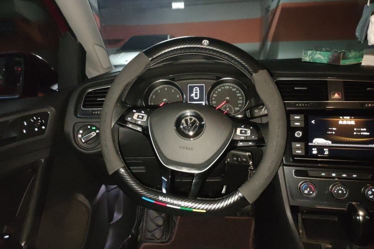 Used Volkswagen Golf 2019 280TSI DSG Comfort Version China VI Standard Steering Wheel
