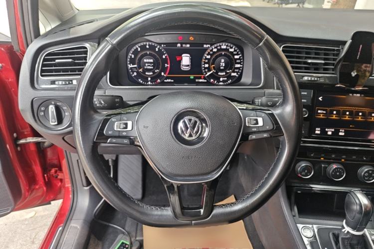 Used Volkswagen Golf 2019 280TSI DSG Luxury Version China VI Standard Steering Wheel