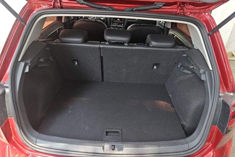 Used Volkswagen Golf 2019 280TSI DSG Luxury Version China VI Standard Trunk