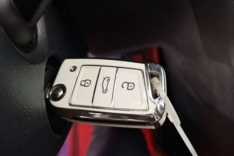 Used Volkswagen Golf 2019 1.6L Automatic Comfort Model China V Standard Vehicle Key