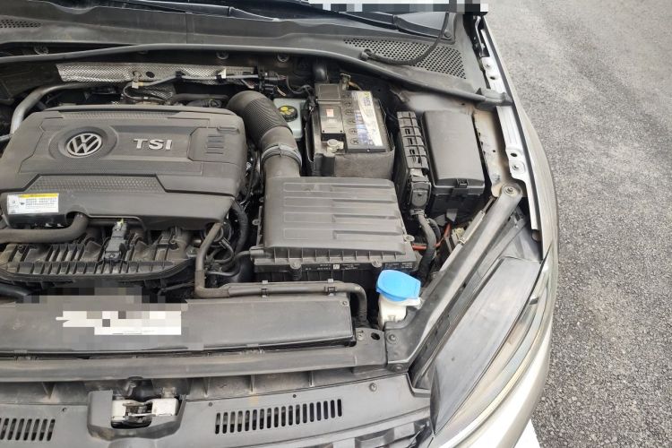 Used Volkswagen Golf 2019 1.8TSI Travel Edition Engine Bay Left