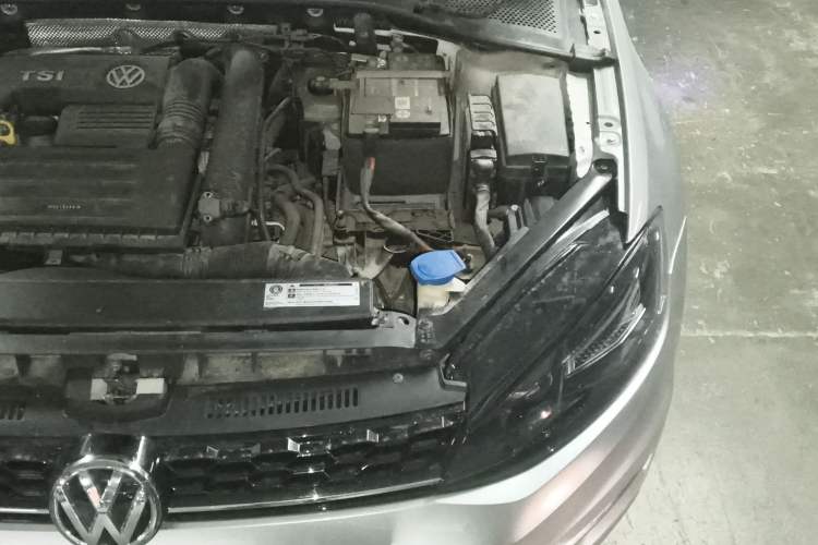 Used Volkswagen Golf 2019 280TSI DSG Comfort Version China V Standard Engine Bay Left