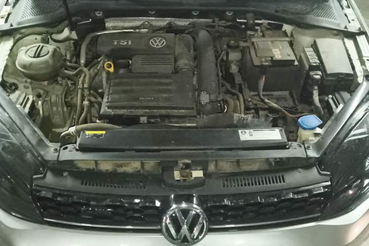 Used Volkswagen Golf 2019 280TSI DSG Comfort Version China V Standard Engine Bay