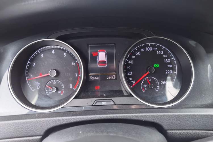 Used Volkswagen Golf 2019 1.8TSI Travel Edition Instrument Cluster