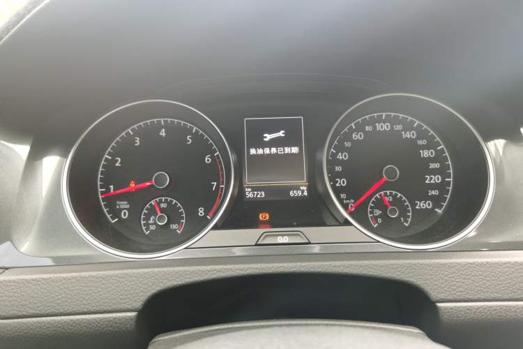 Used Volkswagen Golf 2019 1.8TSI Travel Edition Instrument Cluster