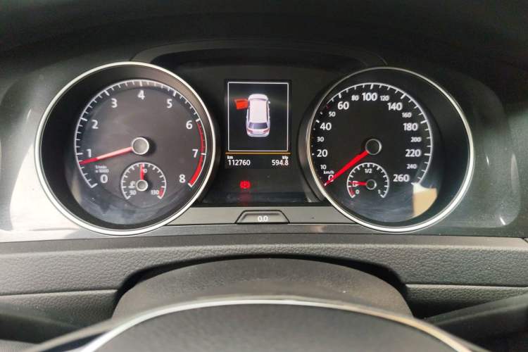 Used Volkswagen Golf 2019 1.8TSI Travel Edition Instrument Cluster