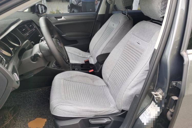 Used Volkswagen Golf 2019 1.8TSI Travel Edition Left Front Seat