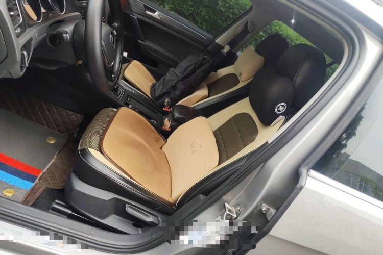 Used Volkswagen Golf 2019 1.8TSI Travel Edition Left Front Seat