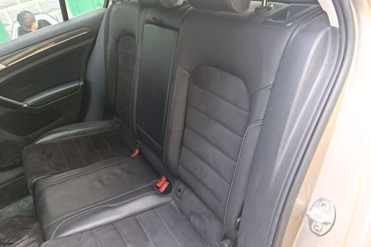 Used Volkswagen Golf 2019 280TSI DSG Luxury Version China VI Standard Left Rear Seat