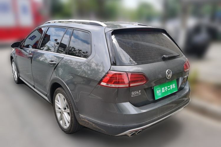 Used Volkswagen Golf 2019 1.8TSI Travel Edition Rear Left 45 Deg