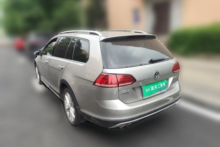 Used Volkswagen Golf 2019 1.8TSI Travel Edition Rear Left 45 Deg