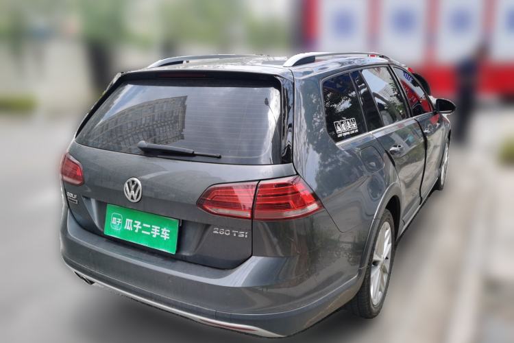Used Volkswagen Golf 2019 1.8TSI Travel Edition Rear Right 45 Deg
