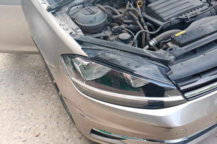 Used Volkswagen Golf 2019 280TSI DSG Luxury Version China VI Standard Right Front Headlight