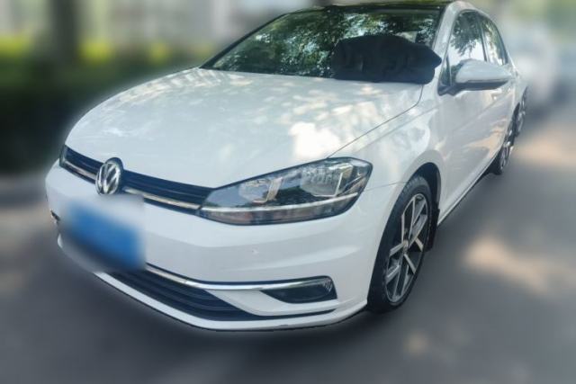 Ojetý Volkswagen Golf 2019 280TSI DSG Luxury Version China VI Standard
