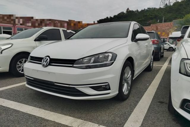 Ojetý Volkswagen Golf 2019 200TSI DSG Comfort & Ambition Edition China VI Standard