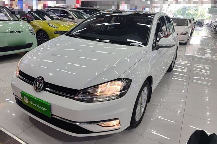 Used Volkswagen Golf 2019 1.6L Automatic Comfort Model China V Standard Guazi used car, China used car export, Used car for sale, Used Volkswagen cars, Cheapest cars for sale