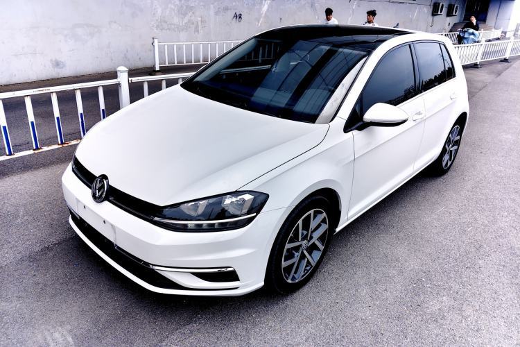 Used Volkswagen Golf 2019 280TSI DSG Luxury Version China V Standard Guazi used car, China used car export, Used car for sale, Used  cars, Cheapest cars for sale