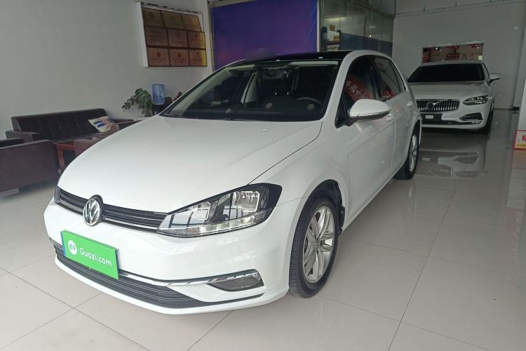 Używany Volkswagen Golf 2019 200TSI DSG Comfort & Ambition Edition China VI Standard Guazi used car, China used car export, Used car for sale, Used cars, Cheapest cars for sale