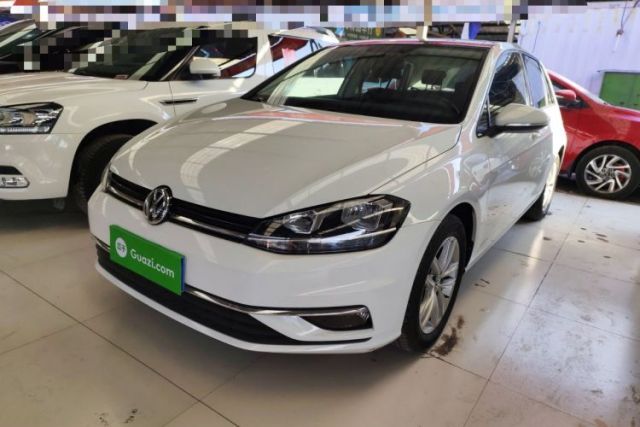 Ojetý Volkswagen Golf 2019 200TSI DSG Comfort & Ambition Edition China VI Standard
