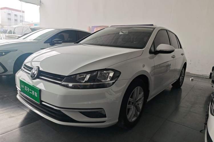 Used Volkswagen Golf 2019 200TSI DSG Comfort & Ambition Edition China VI Standard Guazi used car, China used car export, Used car for sale, Used  cars, Cheapest cars for sale