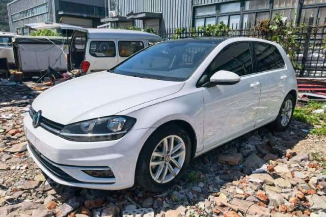 Ojetý Volkswagen Golf 2019 280TSI DSG Comfort Version China VI Standard