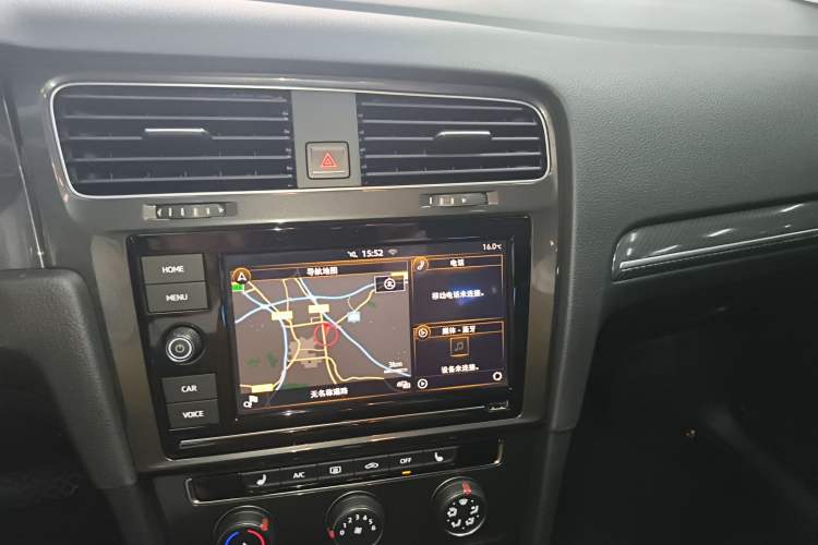 Used Volkswagen Golf 2019 280TSI DSG Luxury Version China VI Standard Audio And AC Panel