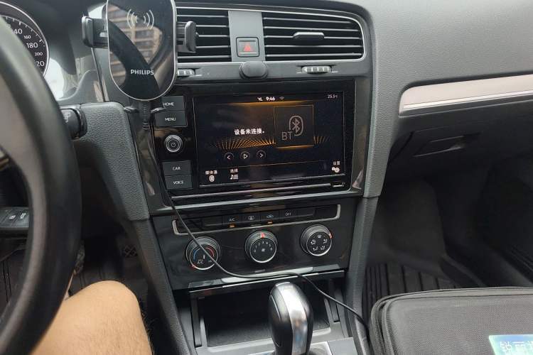 Used Volkswagen Golf 2019 280TSI DSG Comfort Version China VI Standard Audio And AC Panel