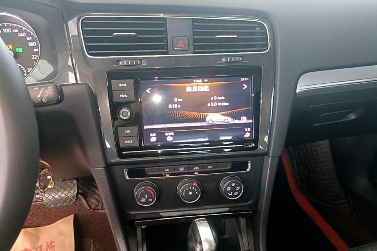 Used Volkswagen Golf 2019 280TSI DSG Comfort Version China VI Standard Audio And AC Panel