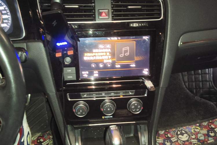 Used Volkswagen Golf 2019 280TSI DSG R-Line China VI Standard Audio And AC Panel