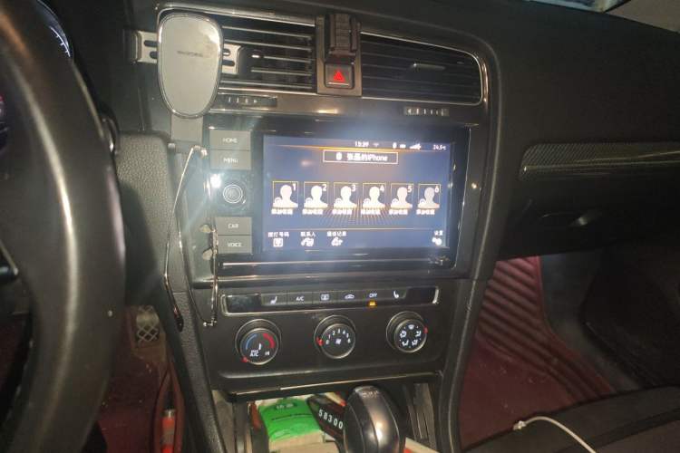 Used Volkswagen Golf 2019 280TSI DSG Luxury Version China VI Standard Audio And AC Panel