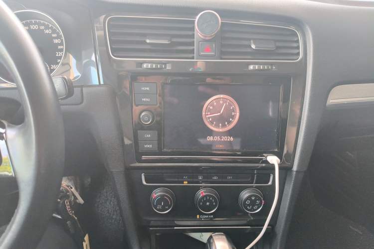 Used Volkswagen Golf 2019 280TSI DSG Comfort Version China V Standard Audio And AC Panel