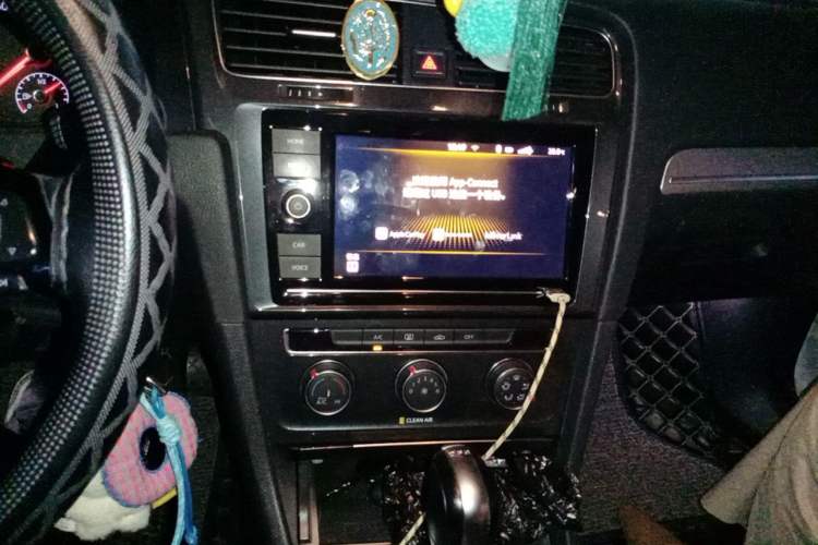 Used Volkswagen Golf 2019 280TSI DSG Comfort Version China V Standard Audio And AC Panel